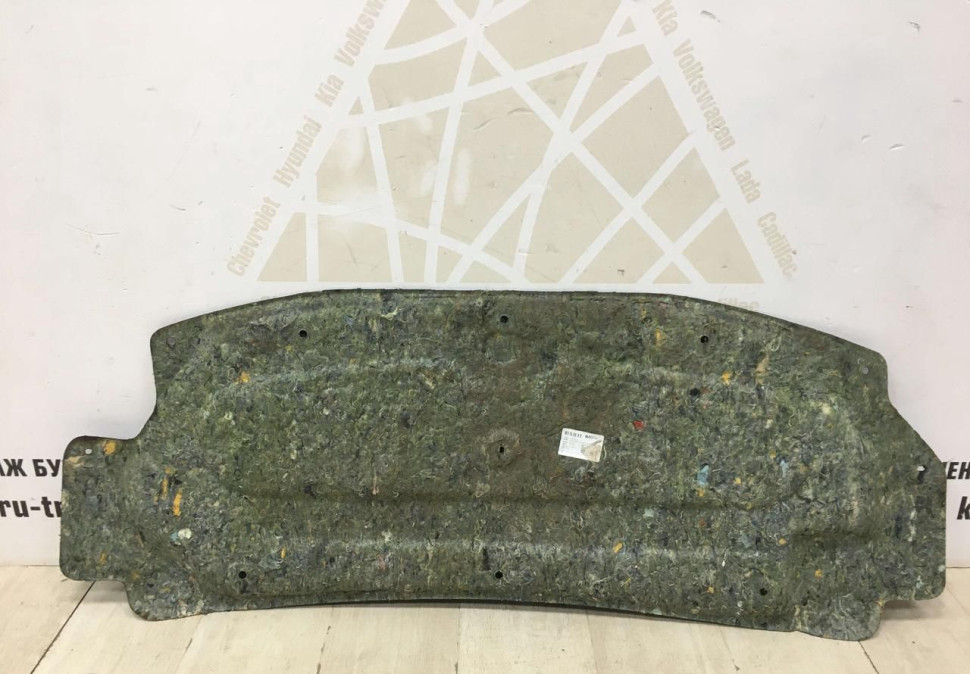 Шумоизоляция капота Renault Logan 2 OEM 658400931R Шумоизоляция капота Renault Logan 2 OEM 658400931R