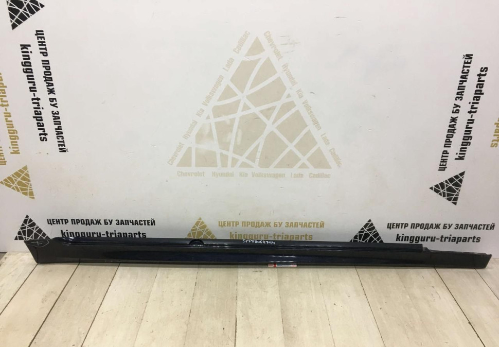 Порог правый BMW 5 G30 M-Pack OEM 51778064744