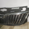 Решетка радиатора бу Skoda Rapid OEM 5JA853668