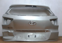 Крышка багажника Hyundai Creta oem 73700m0000 (вмятина) (скл-3)