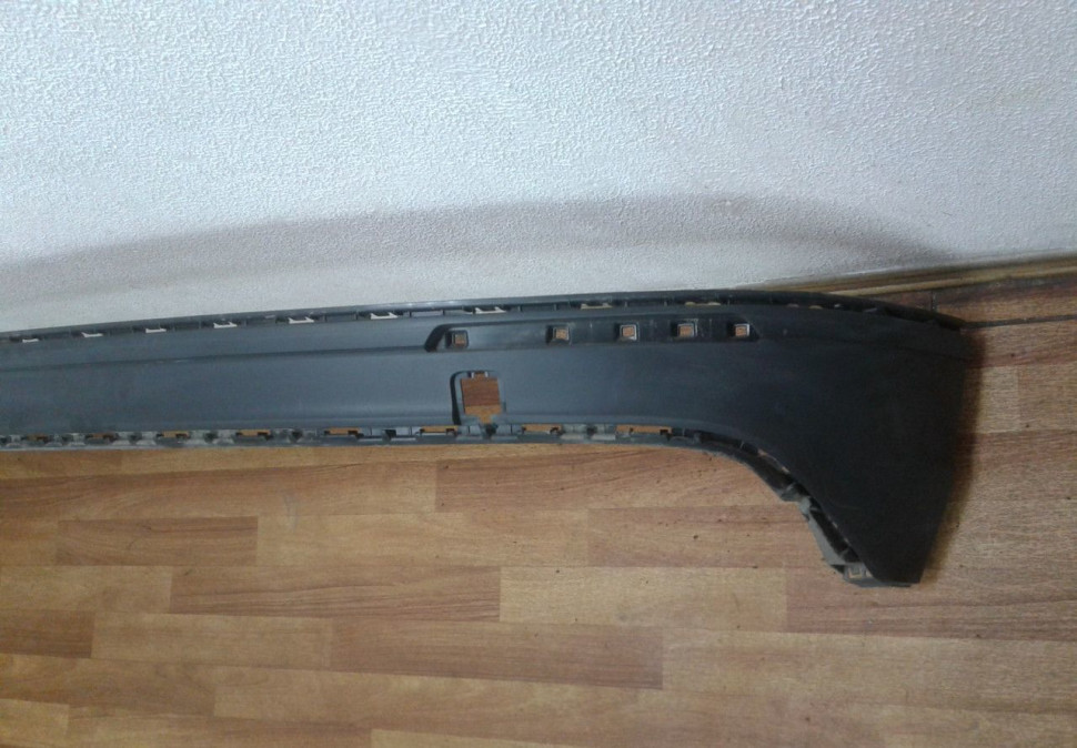 Юбка заднего бампера Volkswagen Tiguan 2 oem 5na807521