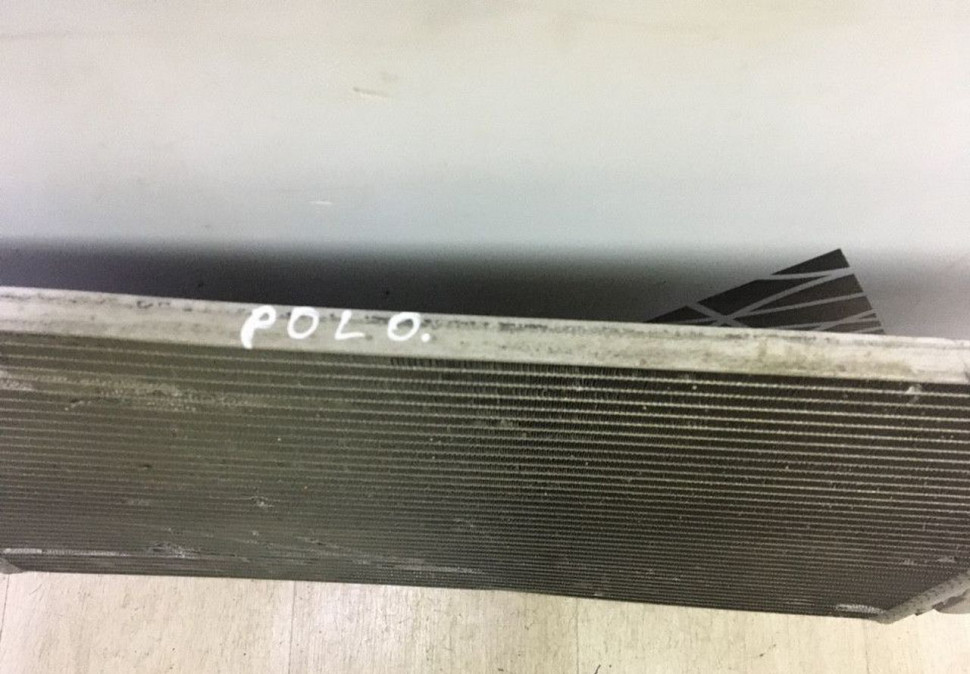 Радиатор кондиционера Volkswagen Polo 5 oem 6c0816411b