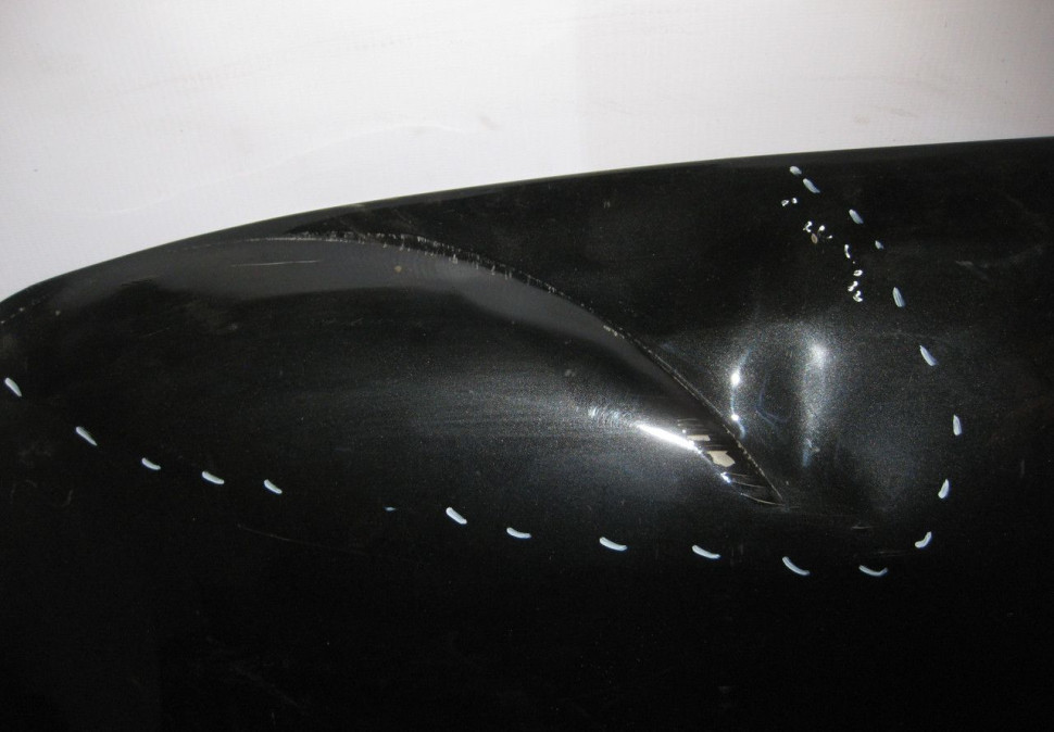 Капот Lada Vesta (вмятина) (скл-3) Капот Lada Vesta (вмятина) (скл-3)