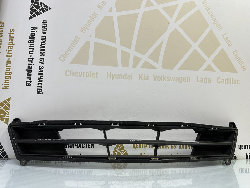 Решетка переднего бампера Hyundai Solaris 1 рестайлинг 2014 OEM 865614L500