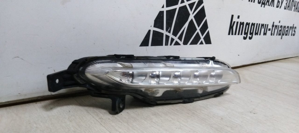 Дневные ходовые огни правые Hyundai Tucson 3 TL дорест oem 92208D7000