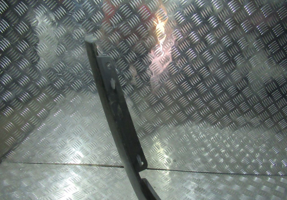 Спойлер заднего бампера Lada Vesta Cross oem 8450031033