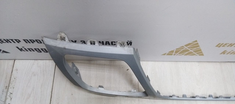 Накладка заднего бампера Volkswagen Teramont 17-20 oem 3CN807568 Накладка заднего бампера Volkswagen Teramont 17-20 oem 3CN807568