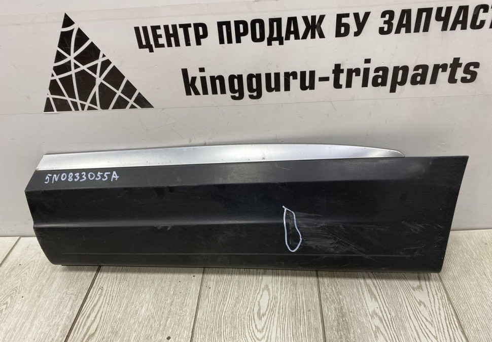 Молдинг двери задний левый Volkswagen Tiguan 1 07-16 oem 5N0854949A Молдинг двери задний левый Volkswagen Tiguan 1 07-16 oem 5N0854949A