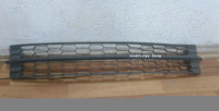 Решетка переднего бампера бу Skoda Rapid OEM 60U853677