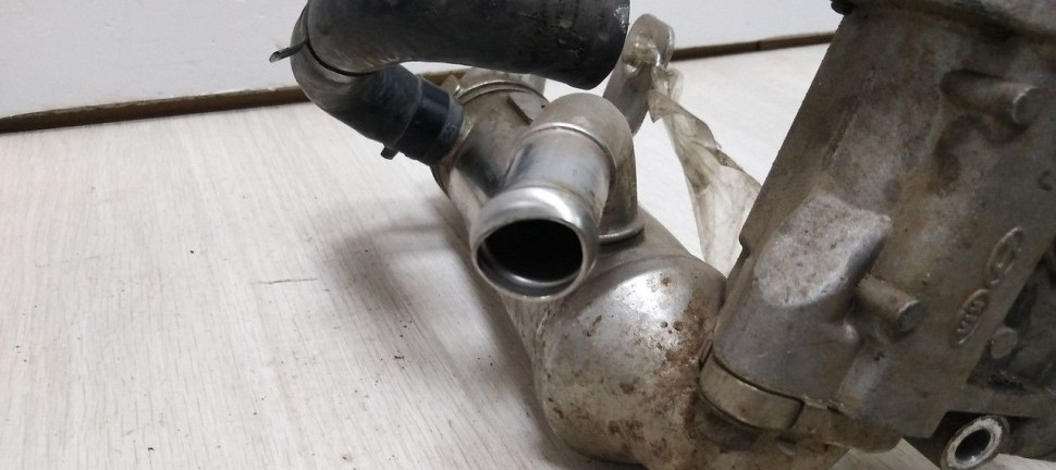 Клапан рециркуляции газов (EGR) ЕГР Kia Ceed 1 06-12  1.6 oem 284102A120