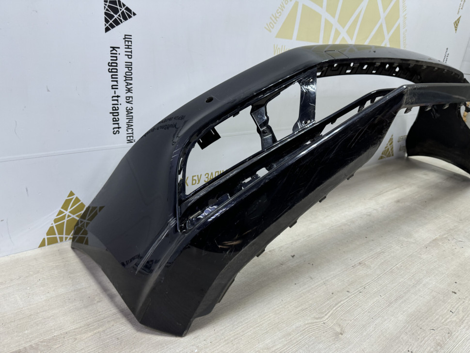 Бампер передний Volkswagen Jetta 6 рестайлинг OEM 5CU807221A Бампер передний Volkswagen Jetta 6 рестайлинг OEM 5CU807221A