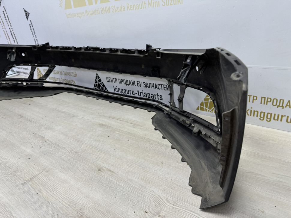 Бампер передний Volkswagen Jetta 6 рестайлинг OEM 5CU807221A Бампер передний Volkswagen Jetta 6 рестайлинг OEM 5CU807221A