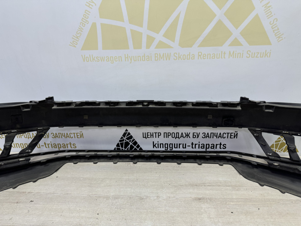 Бампер передний Volkswagen Jetta 6 рестайлинг OEM 5CU807221A Бампер передний Volkswagen Jetta 6 рестайлинг OEM 5CU807221A