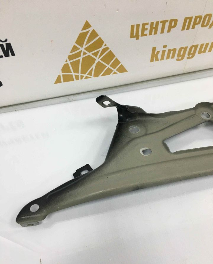 Кронштейн переднего крыла правый BMW X1 F48 OEM 41007427130 7329448 Кронштейн переднего крыла правый BMW X1 F48 OEM 41007427130 7329448