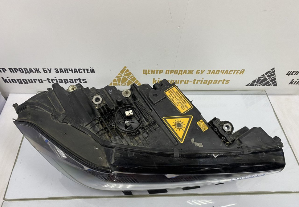 Фара лазерная правая BMW X7 G07 OEM 63119852956