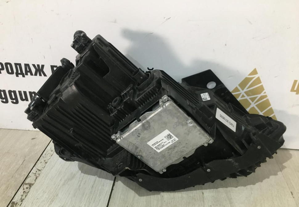 Фара левая Cadillac XT6 LED 2019 oem 84661095 Фара левая Cadillac XT6 LED 2019 oem 84661095