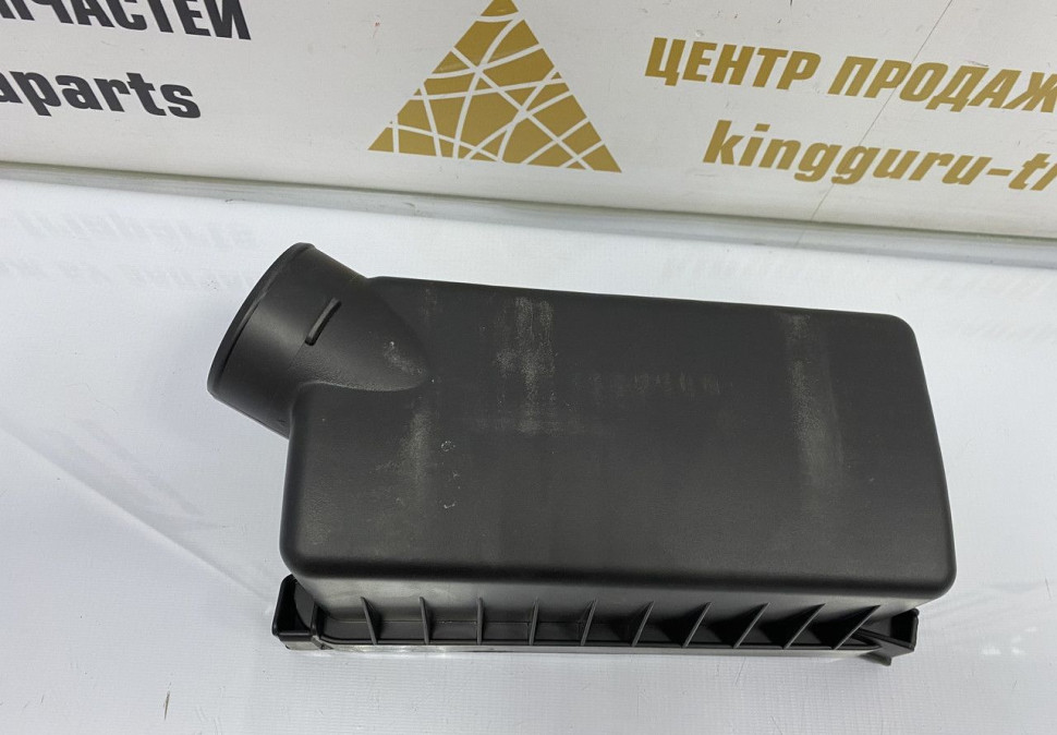 Крышка корпуса воздушного фильтра Kia Rio 2 2005 OEM 281111G000 Крышка корпуса воздушного фильтра Kia Rio 2 2005 OEM 281111G000