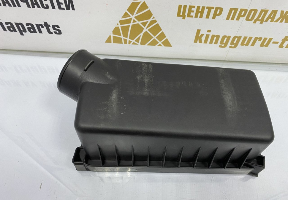 Крышка корпуса воздушного фильтра Kia Rio 2 2005 OEM 281111G000
