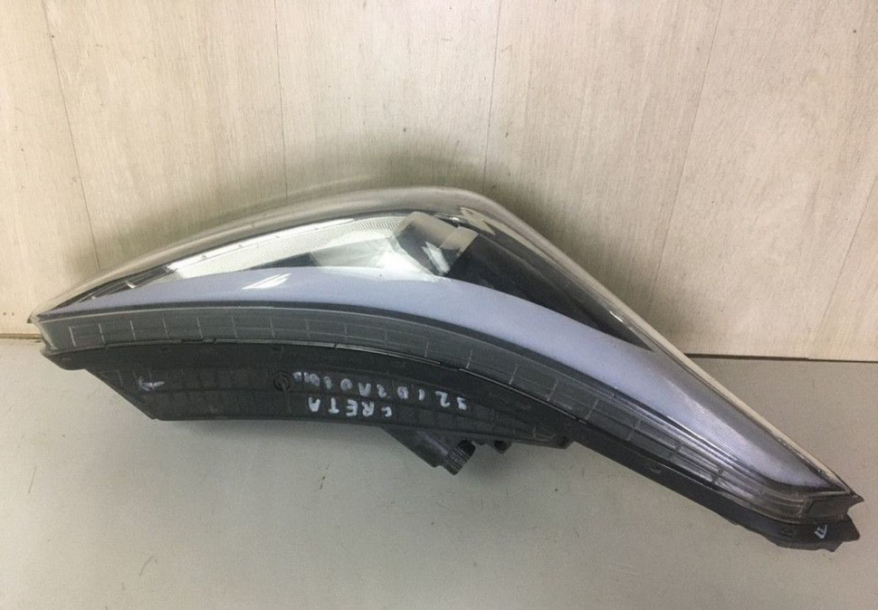 Фара  правая галоген (диодная,линзованная)  Hyundai Creta oem 92102m0100