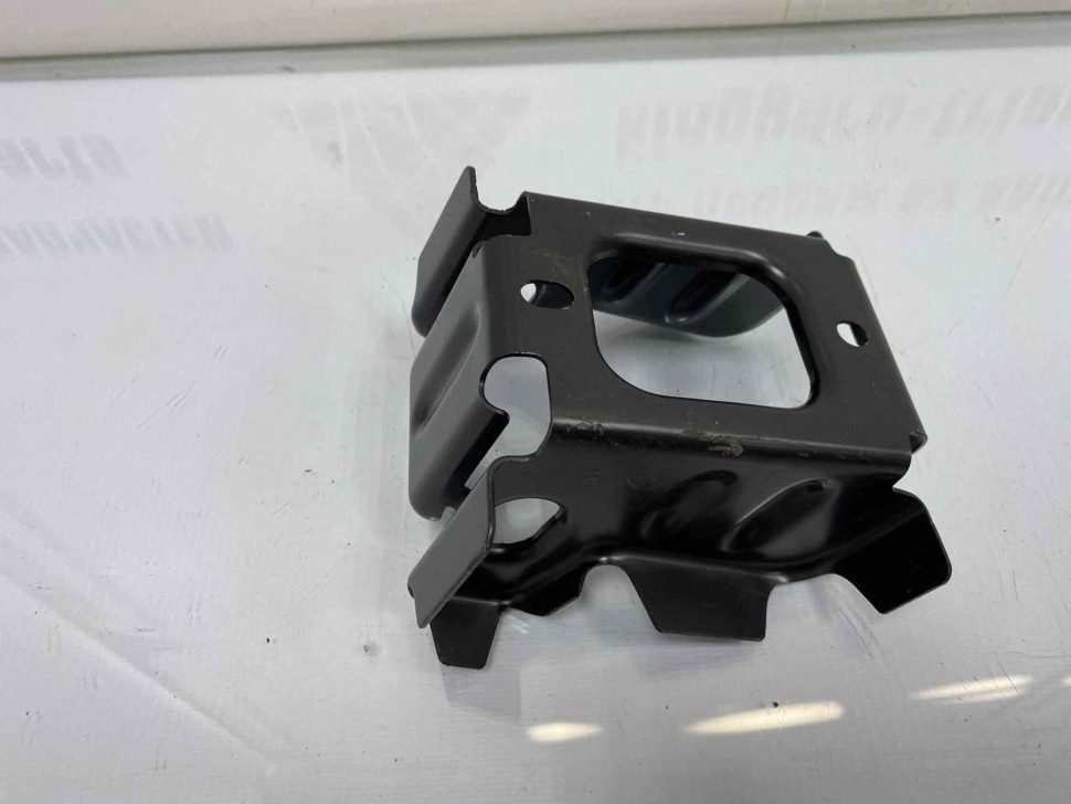 Пластина лонжерона средняя внутрення Volkswagen Polo 5 OEM 6R4810848A