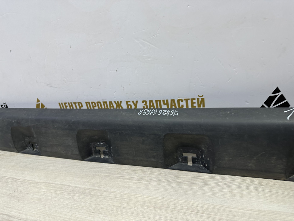 Порог правый бу Renault Sandero Stepway 2 OEM 764266165R Порог правый бу Renault Sandero Stepway 2 OEM 764266165R