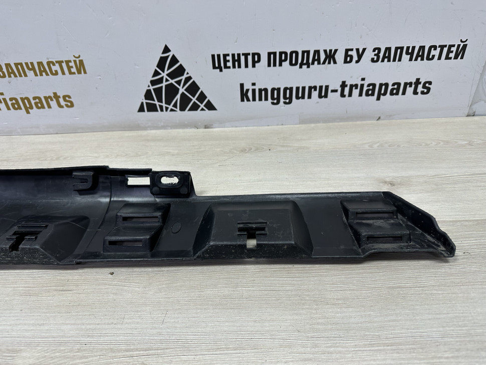 Порог правый бу Renault Sandero Stepway 2 OEM 764266165R Порог правый бу Renault Sandero Stepway 2 OEM 764266165R