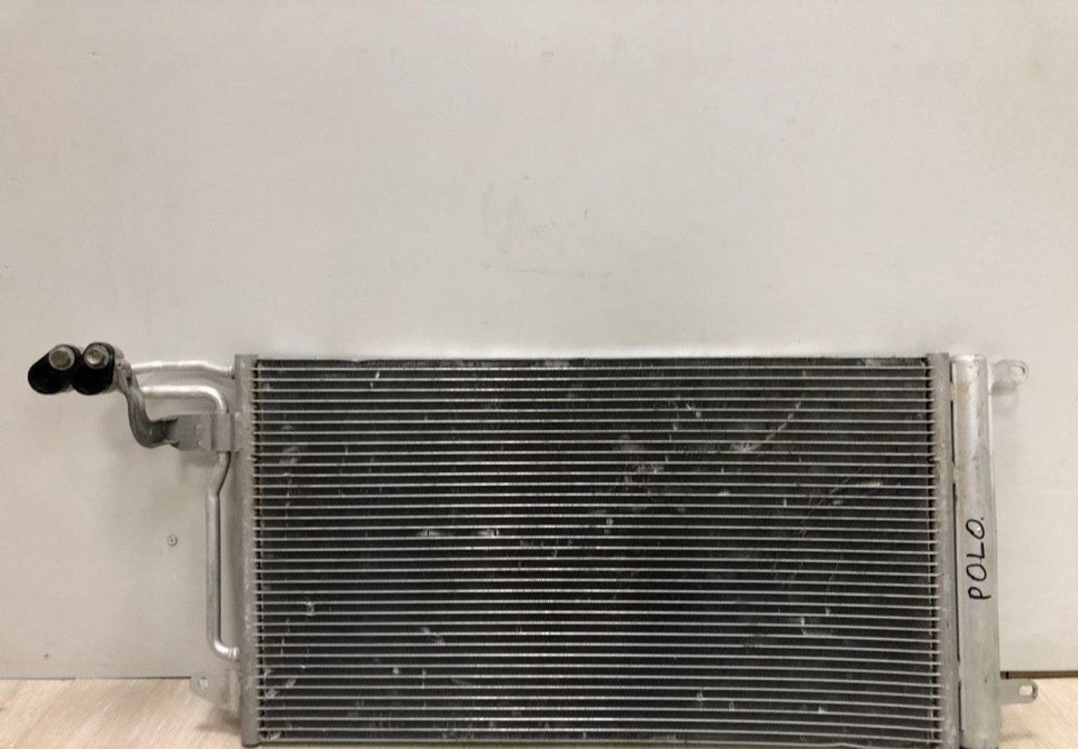 Радиатор кондиционера Volkswagen Polo (09-17) oem 6c0816411b