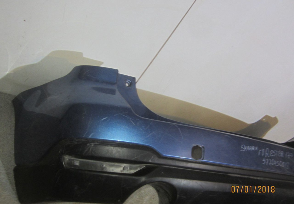 Бампер задний Subaru Forester s13 (12>) oem 57704SG010 (Скл-3)