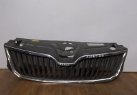 Решетка радиатора бу Skoda Rapid OEM 5JA853668