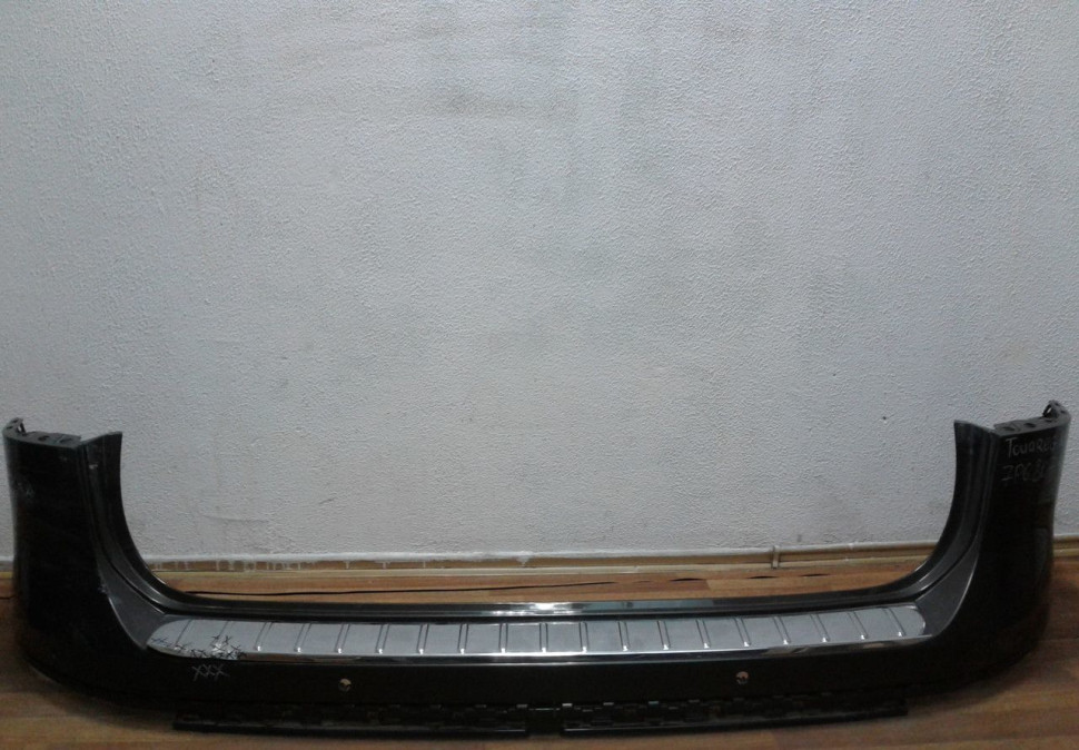 Бампер задний Volkswagen Touareg NF (15>) трещины 7p6807421d