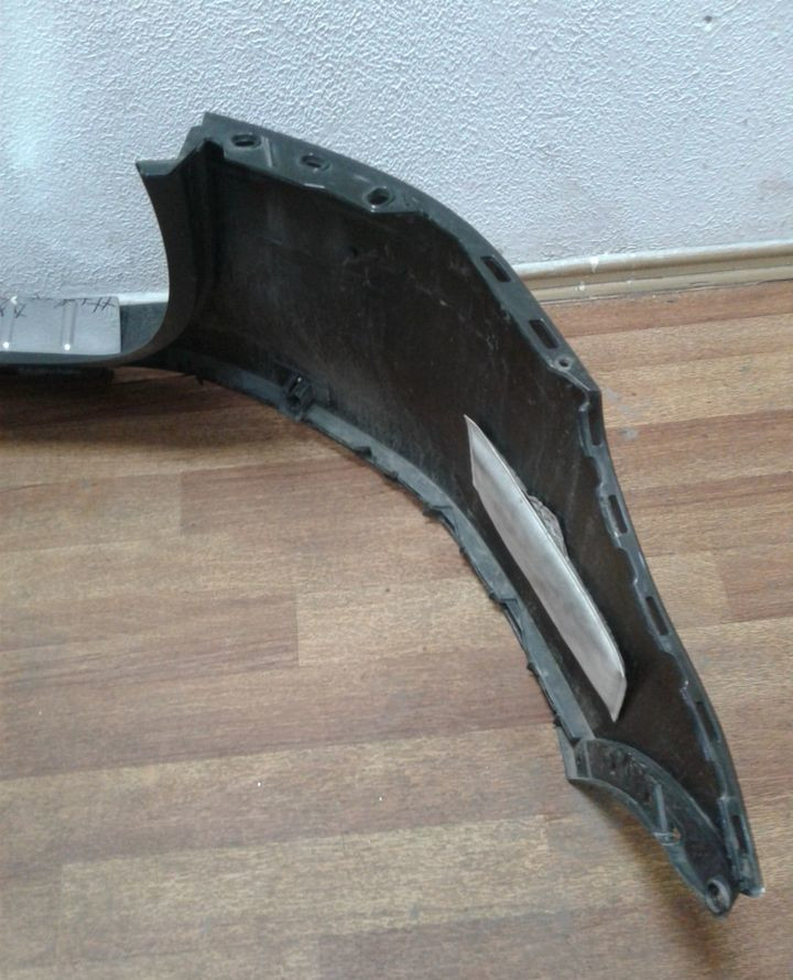 Бампер задний Volkswagen Touareg NF (15>) трещины 7p6807421d Бампер задний Volkswagen Touareg NF (15>) трещины 7p6807421d