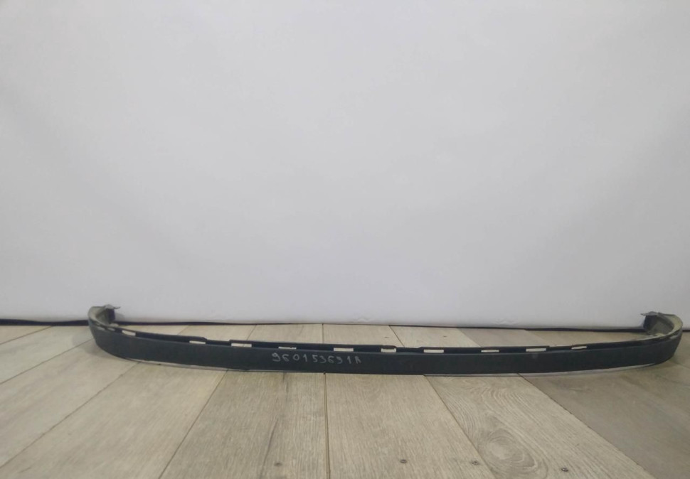 Спойлер переднего бампера бу Renault Megane 3 OEM 960153691R