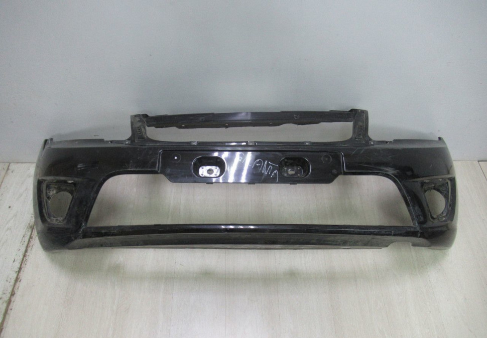 Бампер передний Lada Granta  oem 21910280301501 (трещины) (скл-3)