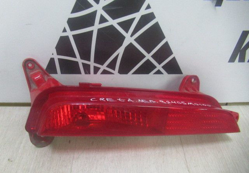 Противотуманный фонарь задний левый Hyundai Creta oem 92405m0100