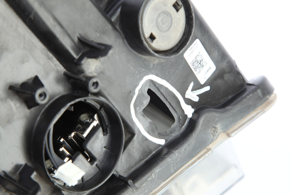 Фара ксенон левая бу BMW X1 E84 рестайлинг OEM 63117290239 Фара ксенон левая бу BMW X1 E84 рестайлинг OEM 63117290239