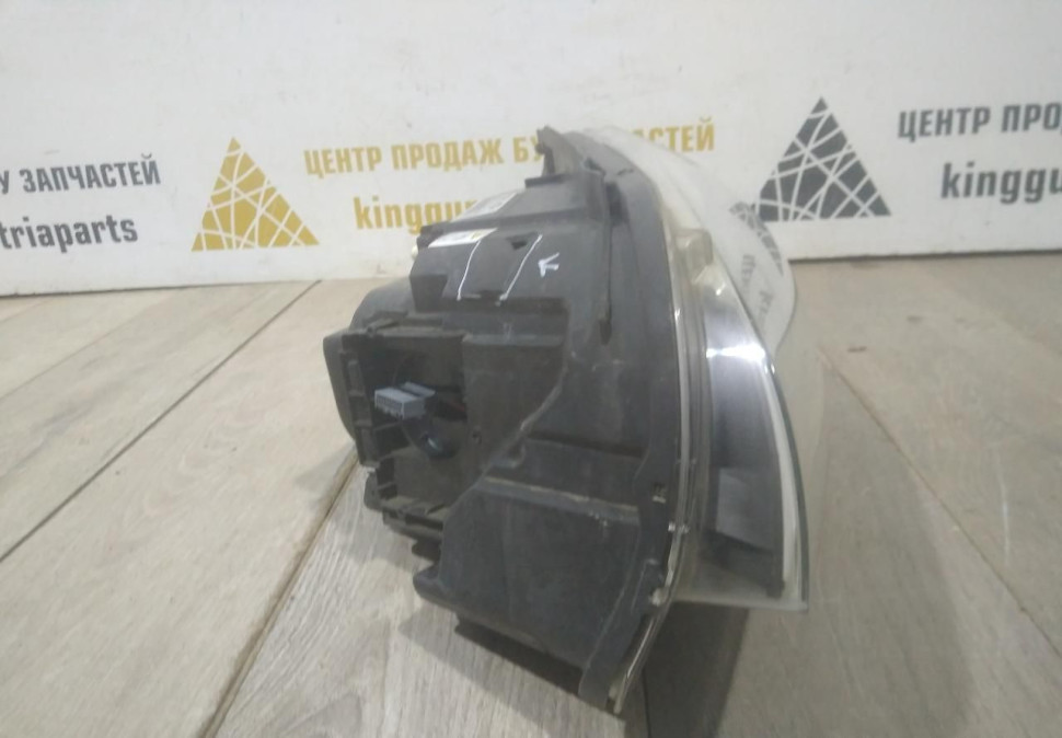 Фара ксенон левая бу BMW X1 E84 рестайлинг OEM 63117290239 Фара ксенон левая бу BMW X1 E84 рестайлинг OEM 63117290239