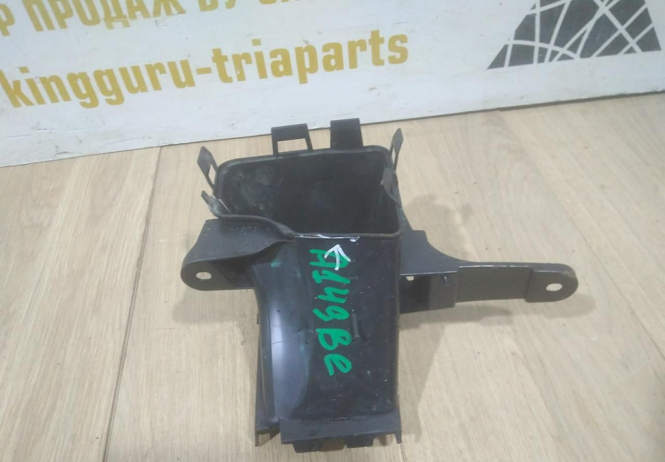 Воздуховод тормозного механизма левый бу BMW Х5 G05 OEM 51747421685