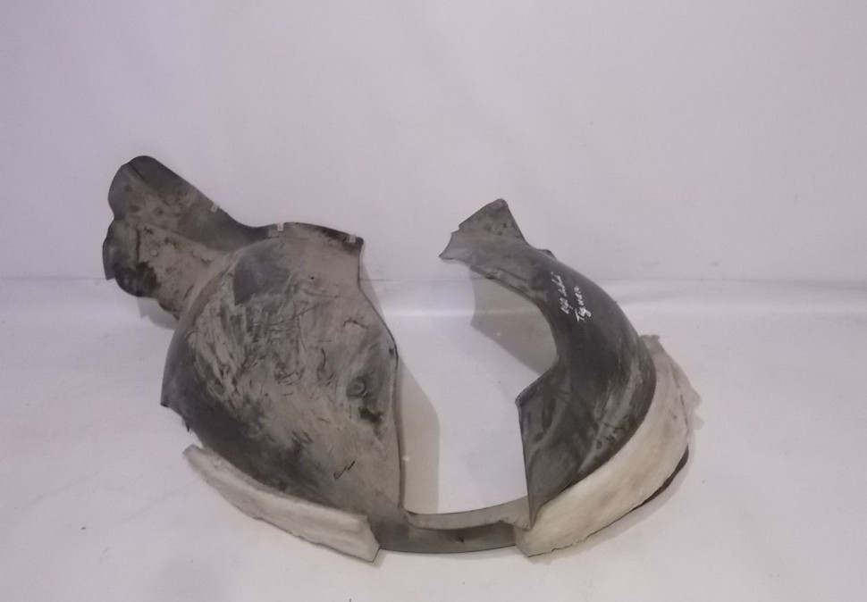 Подкрылок передний левый Volkswagen Tiguan (07-16) (скл-3)