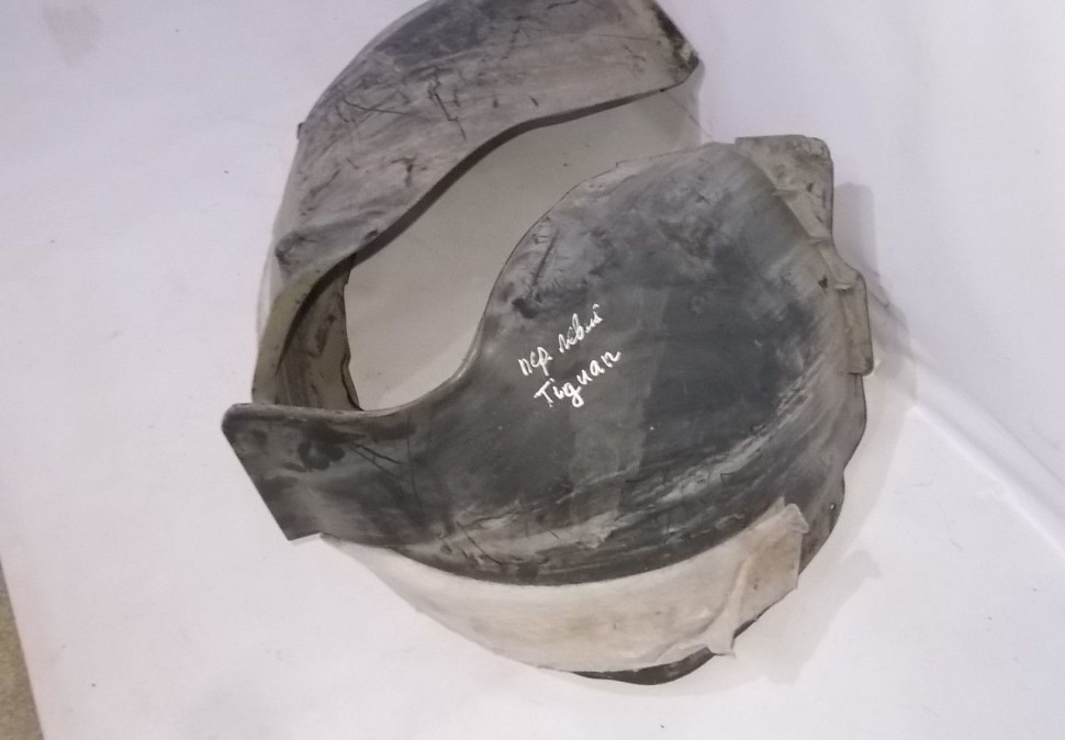 Подкрылок передний левый Volkswagen Tiguan (07-16) (скл-3)