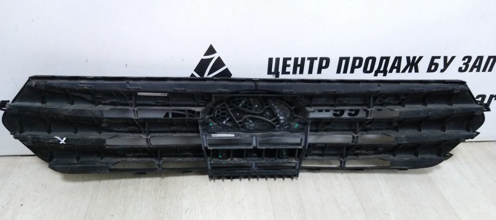 Решетка радиатора Hyundai Creta oem 86350M0000 (скл-3)