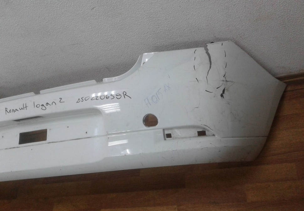 Бампер задний Renault Logan 2 oem 850220659r (трещина)