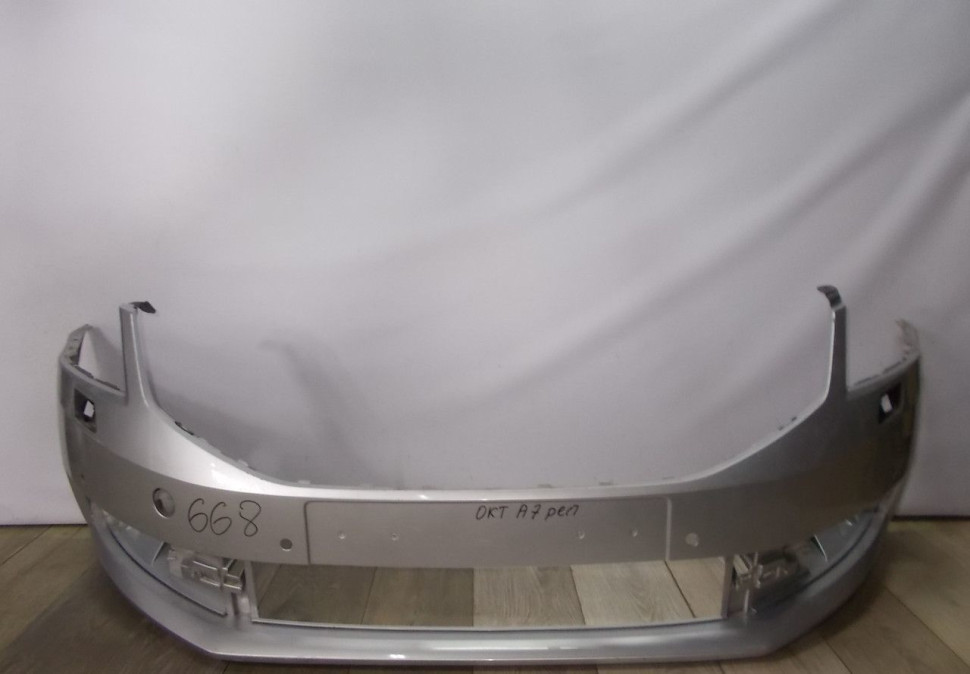 Бампер передний бу Skoda Octavia A7 рестайлинг OEM 5EU807221F