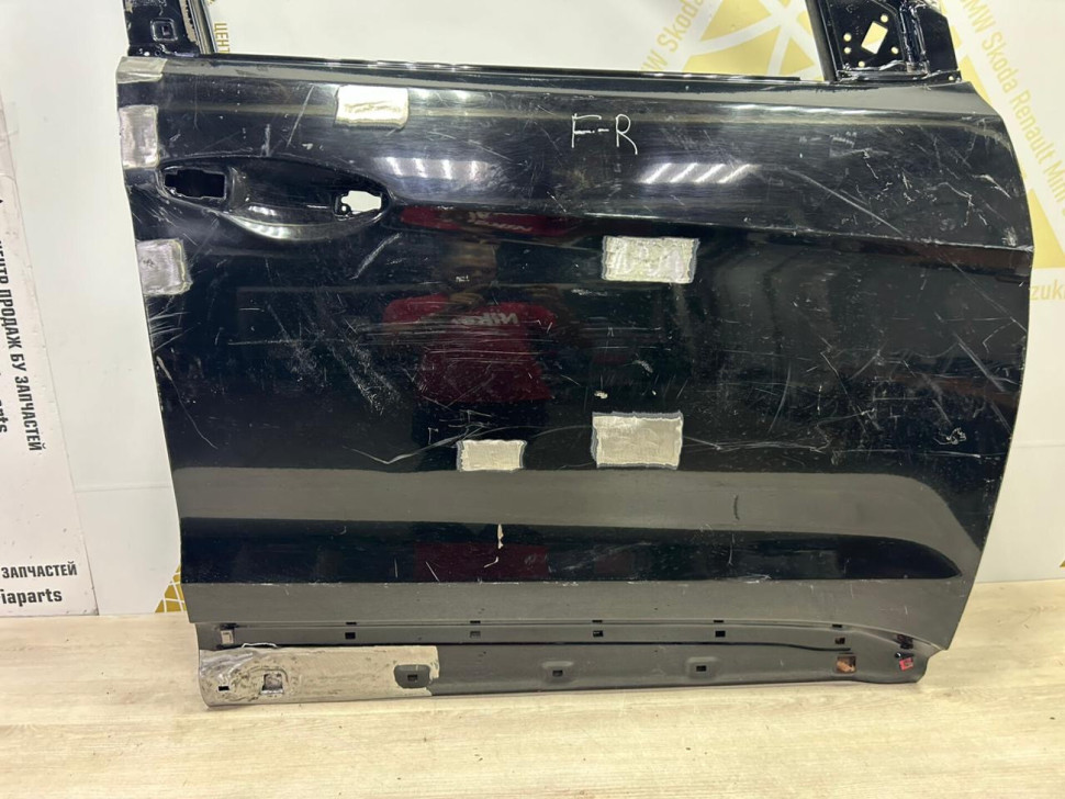 Дверь передняя правая Hyundai Santa Fe 3 12-18 oem 760042W000 (скл-3)