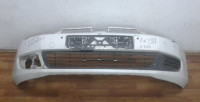 Бампер передний Volkswagen Golf 6 oem 5k0807221 (вмятина, трещина)