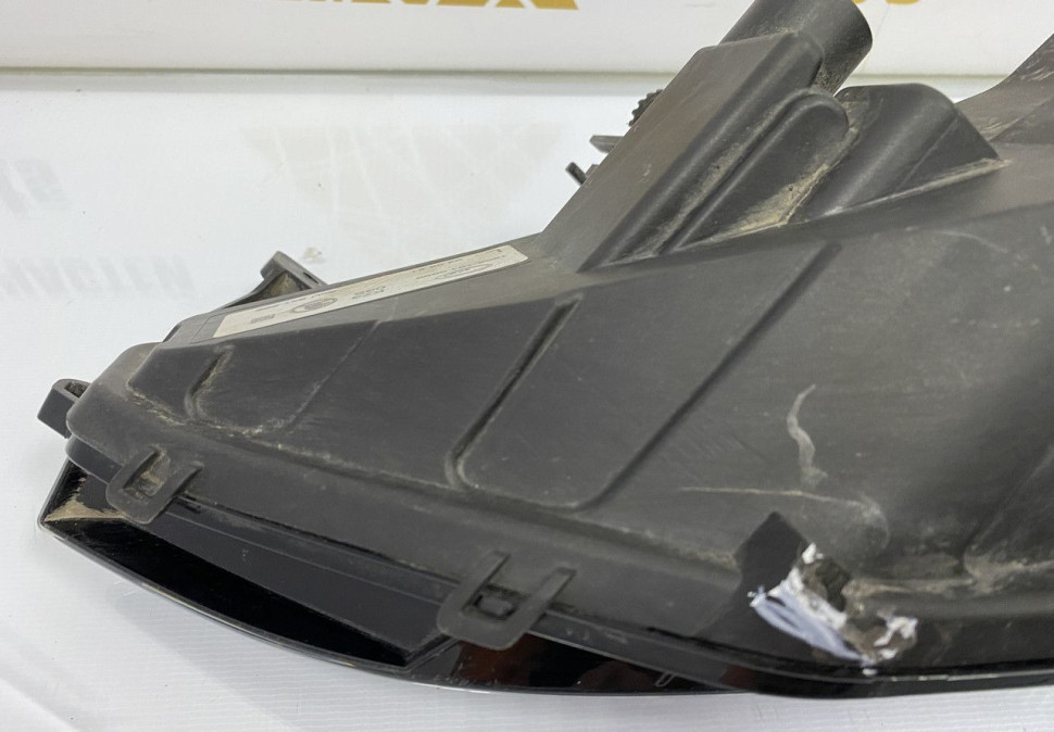 Фара противотуманная левая Skoda Rapid 2 OEM 60U941699 Фара противотуманная левая Skoda Rapid 2 OEM 60U941699