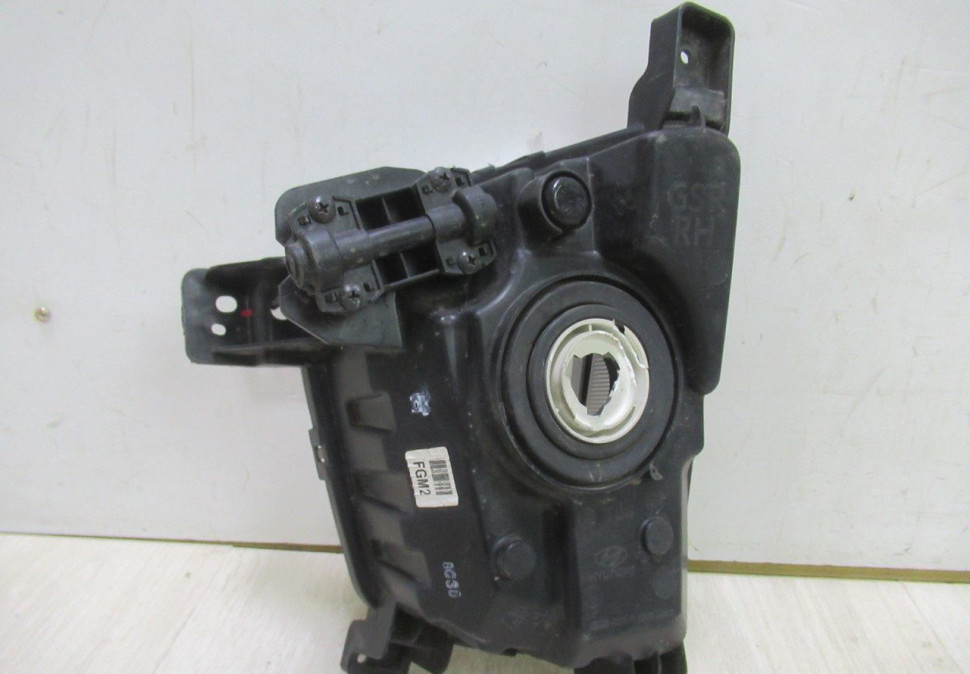 Противотуманная фара (Птф) передний  правый Hyundai Creta oem 92202m0100 (в хорошем состоянии)