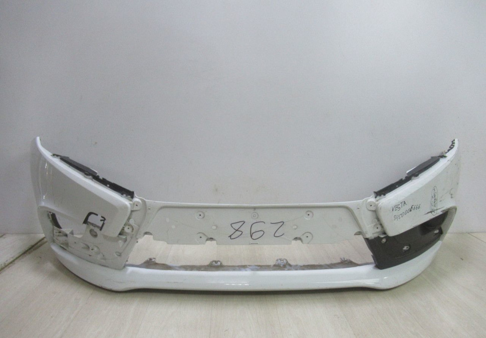 Бампер передний Lada Vesta oem 8450006666 (трещина) (скл-3)