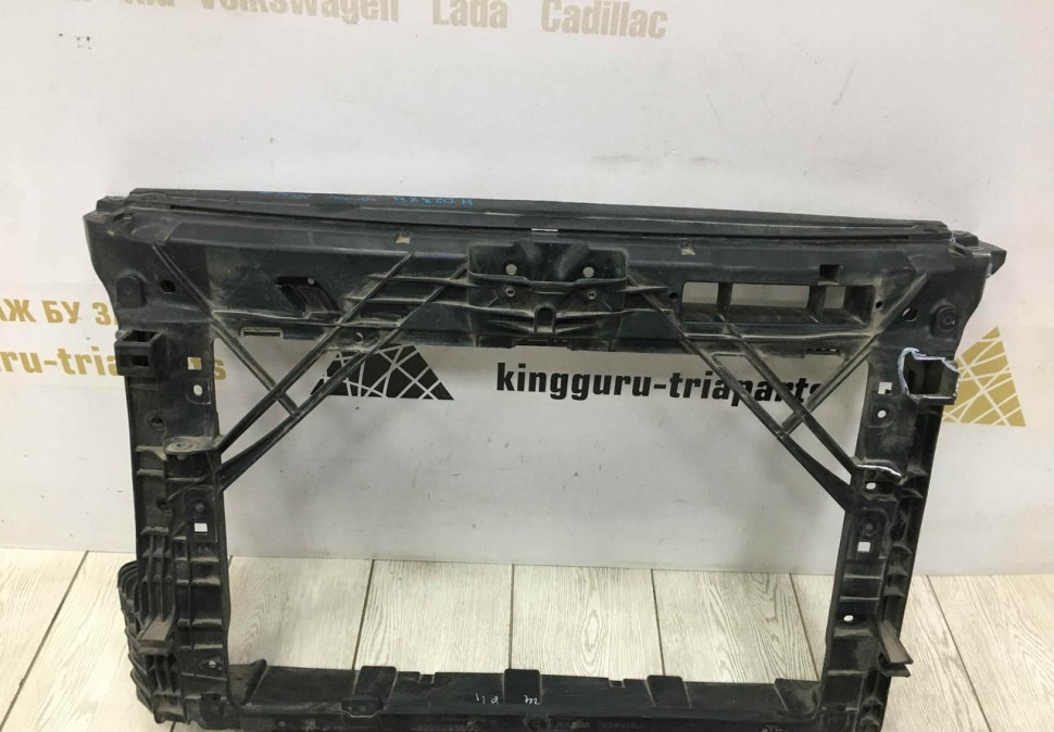 Панель передняя Skoda Rapid OEM 60U805588C