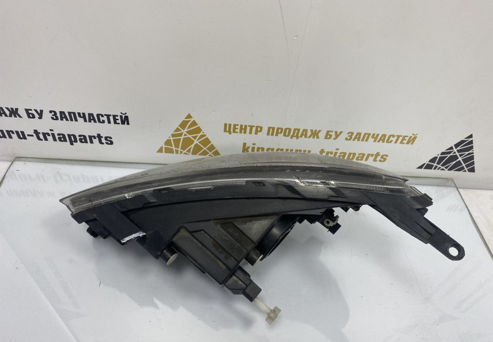 Фара правая Lada Granta 1 FL рестайлинг 2018 oem 8450100856 (Скл-3)