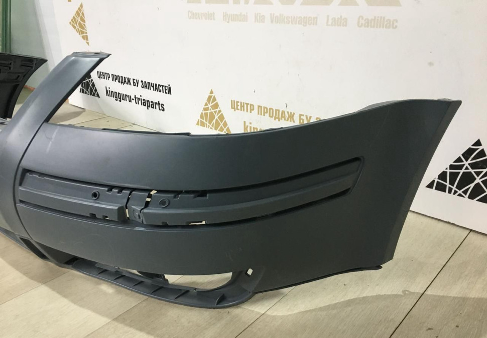 Бампер передний Volkswagen Passat B5 2000-2005 oem 3B0807221 Бампер передний Volkswagen Passat B5 2000-2005 oem 3B0807221